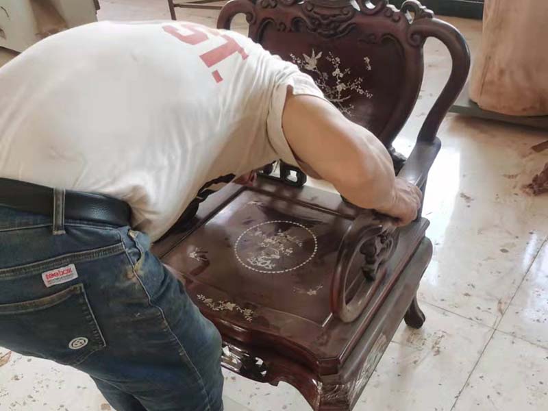 谯城老旧红木家具保养技巧